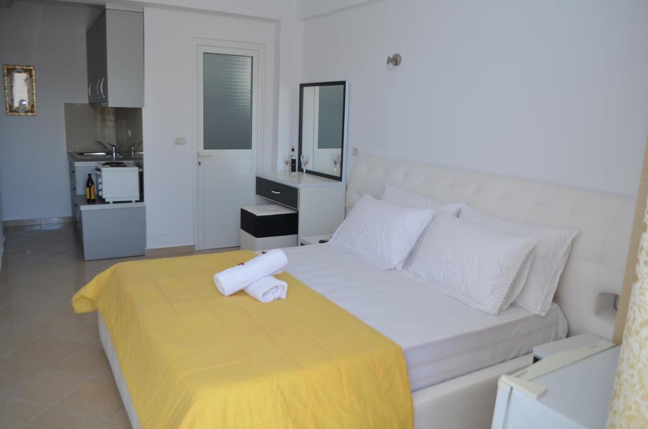 Noah Apartaments Saranda Extérieur photo