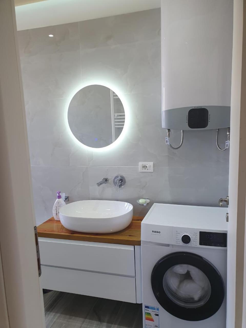 Noah Apartaments Saranda Extérieur photo