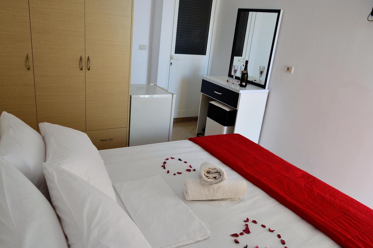 Noah Apartaments Saranda Extérieur photo